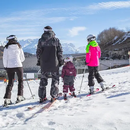 Herzog - Urban Luxury Lifestyle Direct At Steinbergpiste And Steinbergbahn *