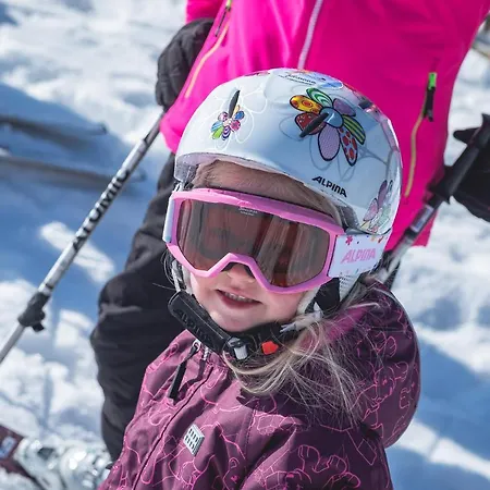 Herzog - Urban Luxury Lifestyle Direct At Steinbergpiste And Steinbergbahn *