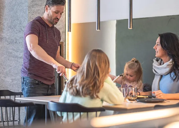 Herzog - Urban Luxury Lifestyle Direct At Steinbergpiste And Steinbergbahn *